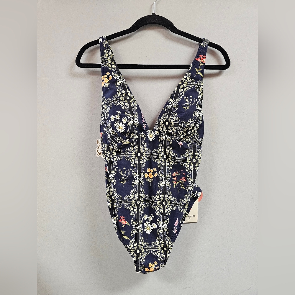 Women's Dainty Floral Tile Print Cheeky One Piece Swimsuit